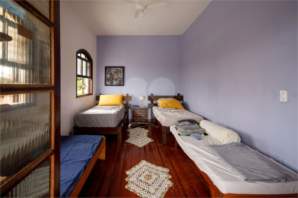 Sobrado à venda | 400 m² | 3 dormitórios (1 suíte) | Piscina | 3 vagas em Suarão – Itanhaém/SP! 