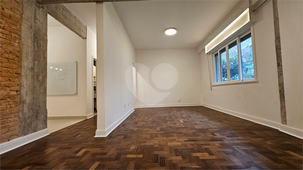Apartamento Higienópolis 3 quartos, sendo 2 suítes e 1 vaga de garagem 