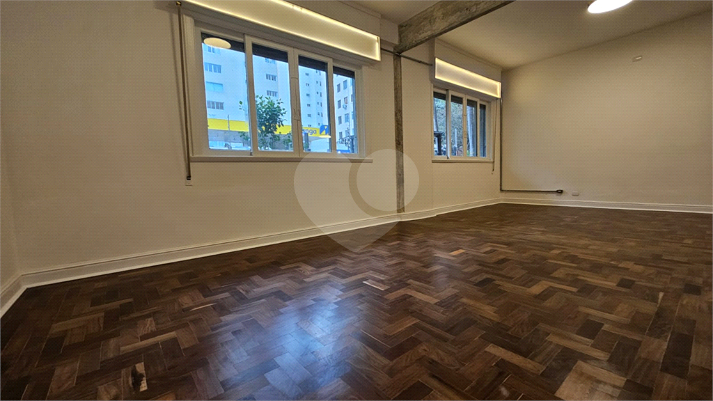 Apartamento Higienópolis 3 quartos, sendo 2 suítes e 1 vaga de garagem 