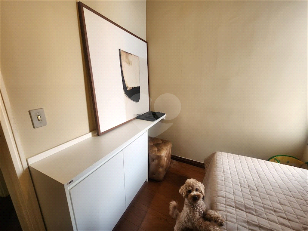 APARTAMENTO em MORUMBI