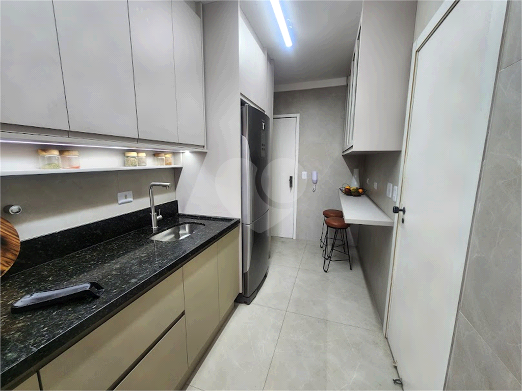 APARTAMENTO em MORUMBI