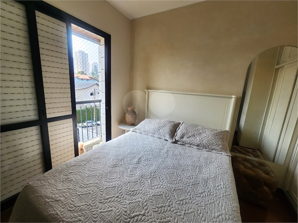 APARTAMENTO em MORUMBI