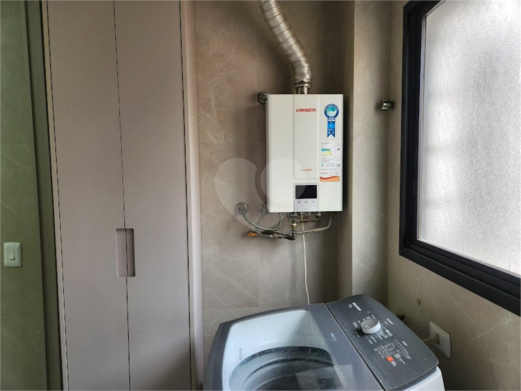 APARTAMENTO em MORUMBI