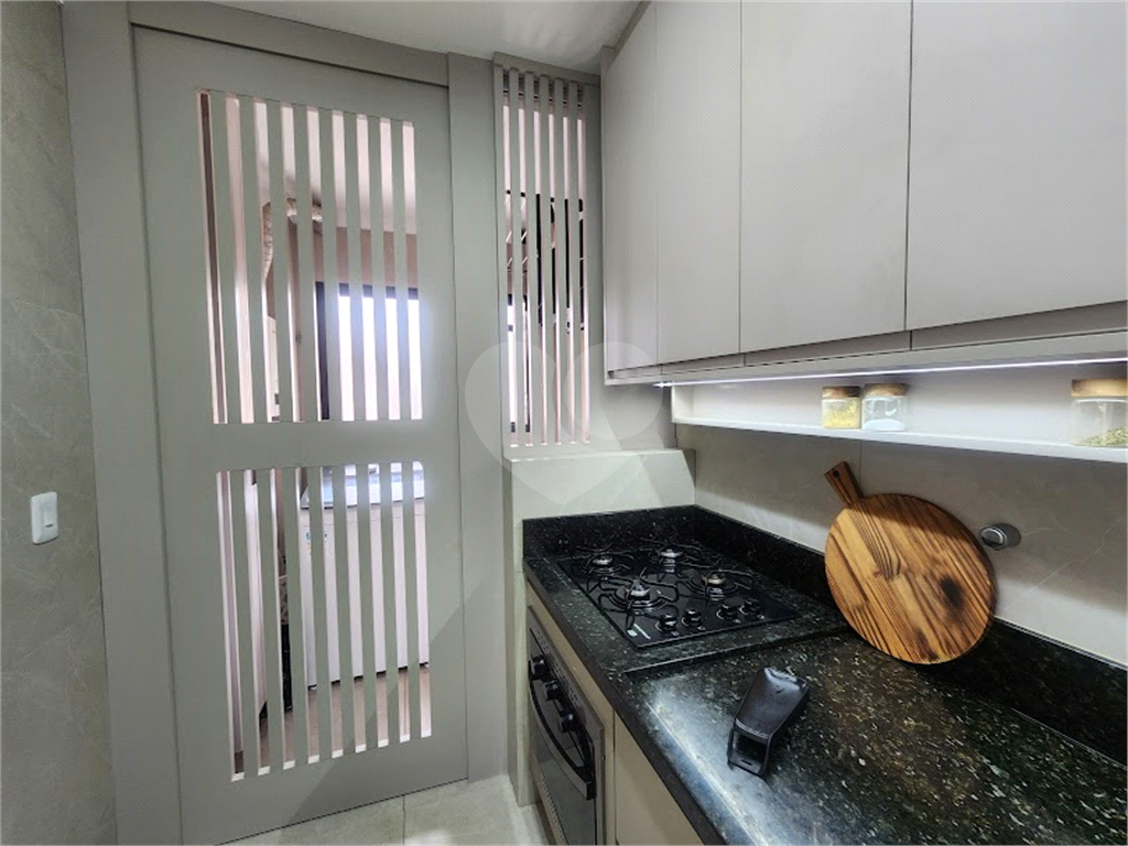APARTAMENTO em MORUMBI