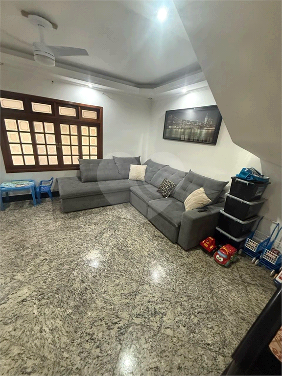 Sobrado à venda no Condomínio Bosque dos Pássaros – Guarulhos