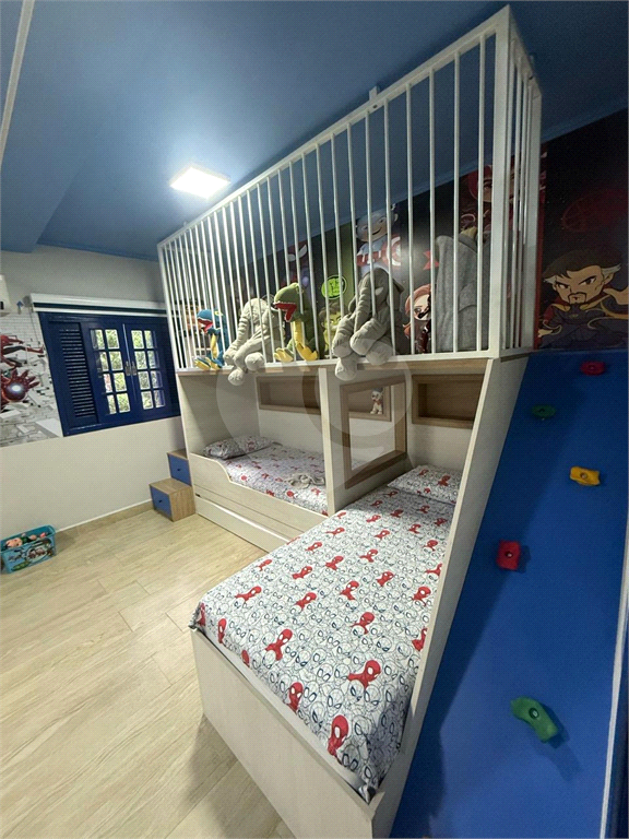 Sobrado à venda no Condomínio Bosque dos Pássaros – Guarulhos