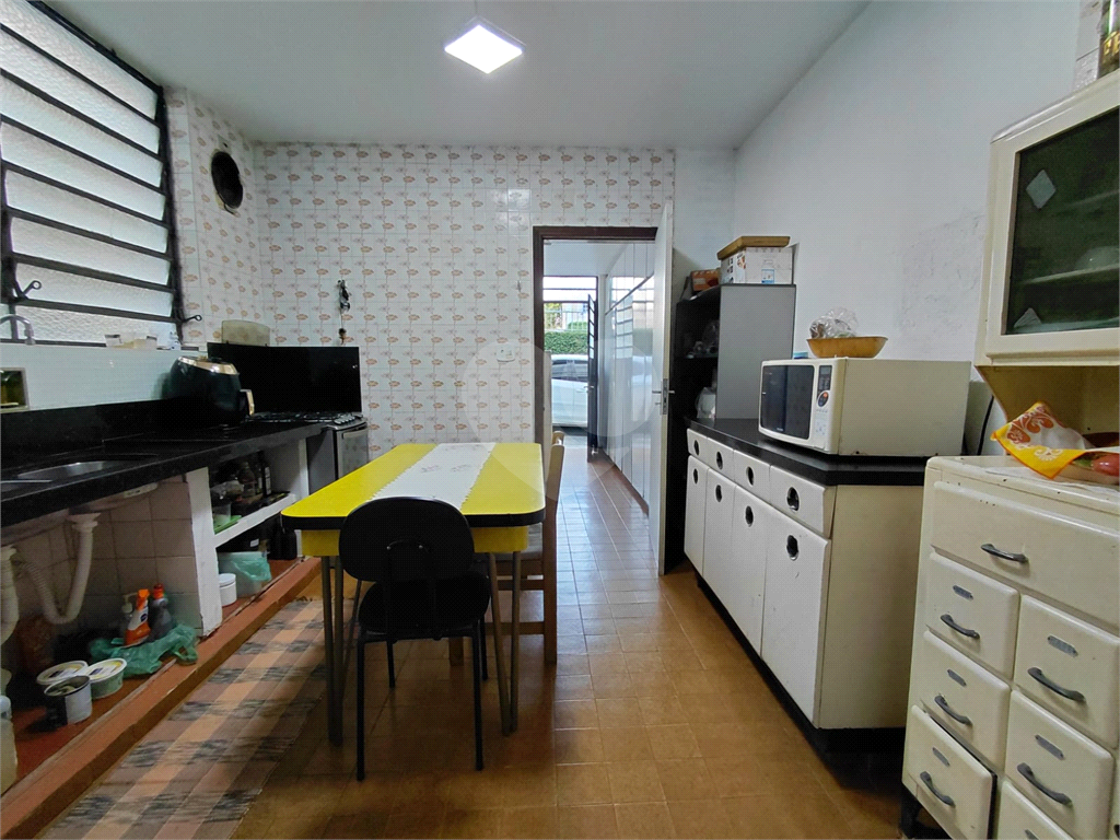 Casa de 460m² 4 quartos grandes, 1 suíte, 2 vagas Perdizes Sumaré