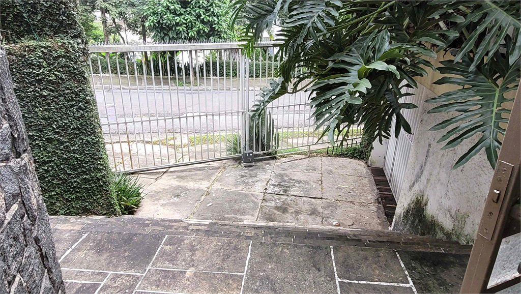 Casa de 460m² 4 quartos grandes, 1 suíte, 2 vagas Sumaré