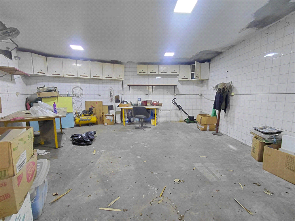 Casa de 460m² 4 quartos grandes, 1 suíte, 2 vagas Perdizes Sumaré