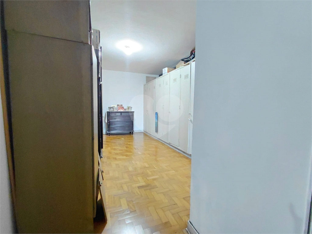 Casa de 460m² 4 quartos grandes, 1 suíte, 2 vagas Perdizes Sumaré