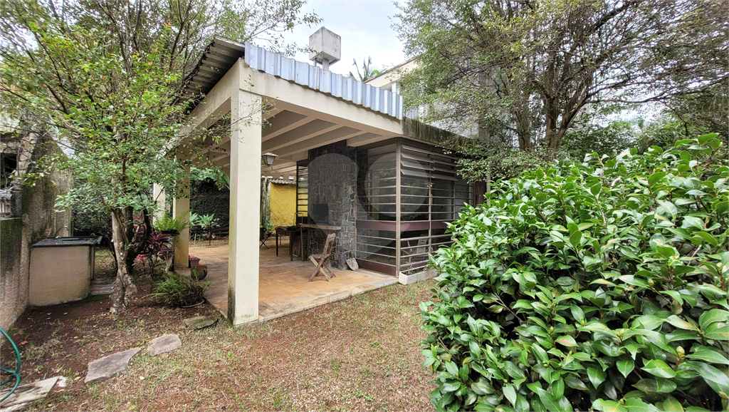 Casa de 460m² 4 quartos grandes, 1 suíte, 2 vagas Sumaré