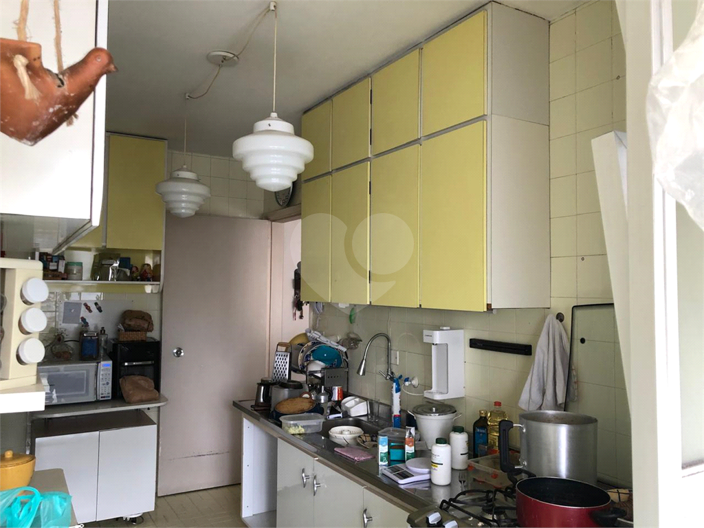 Apartamento clássico em Pinheiros – 3 dormitórios, 1 suíte, 1 vaga
