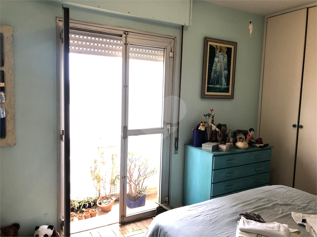 Apartamento clássico em Pinheiros – 3 dormitórios, 1 suíte, 1 vaga