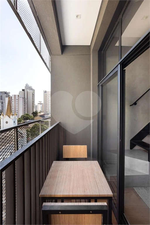 PINHEIROS - APARTAMENTO DE 32 M²  MOBILIADO FINAMENTE !