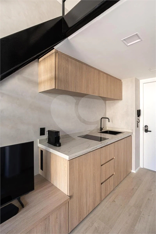 PINHEIROS - APARTAMENTO DE 32 M²  MOBILIADO FINAMENTE !