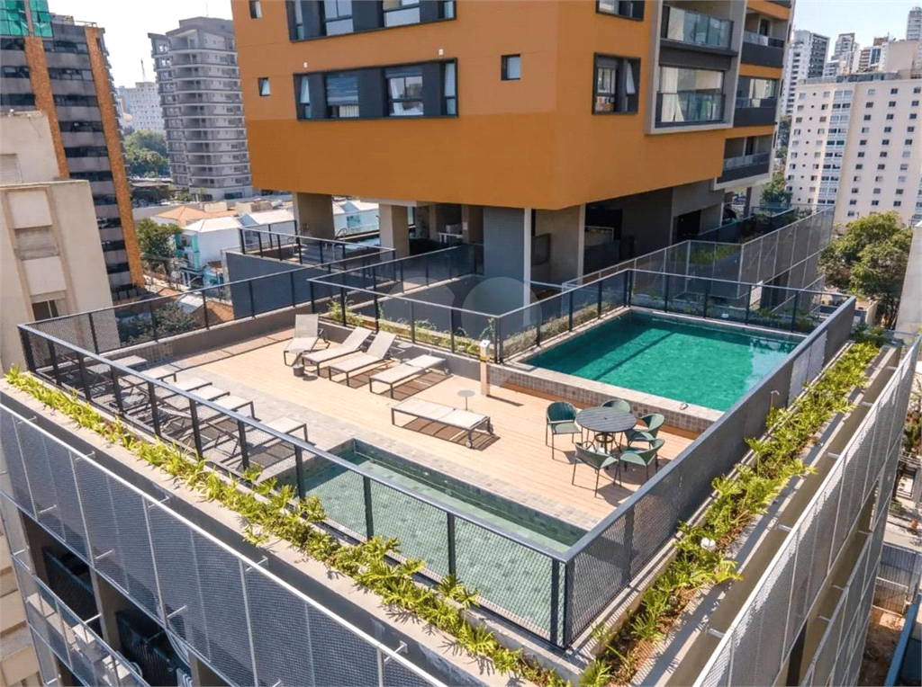 PINHEIROS - APARTAMENTO DE 32 M²  MOBILIADO FINAMENTE !
