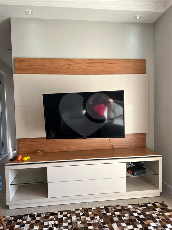 Apartamento na Região da Mooca com 3 Dormitórios (1 Suíte) com Sacada Gourmet e 1 Vaga de Garagem 
