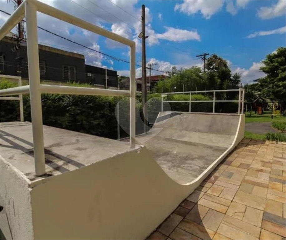 Apartamento na Região da Mooca com 3 Dormitórios (1 Suíte) com Sacada Gourmet e 1 Vaga de Garagem 
