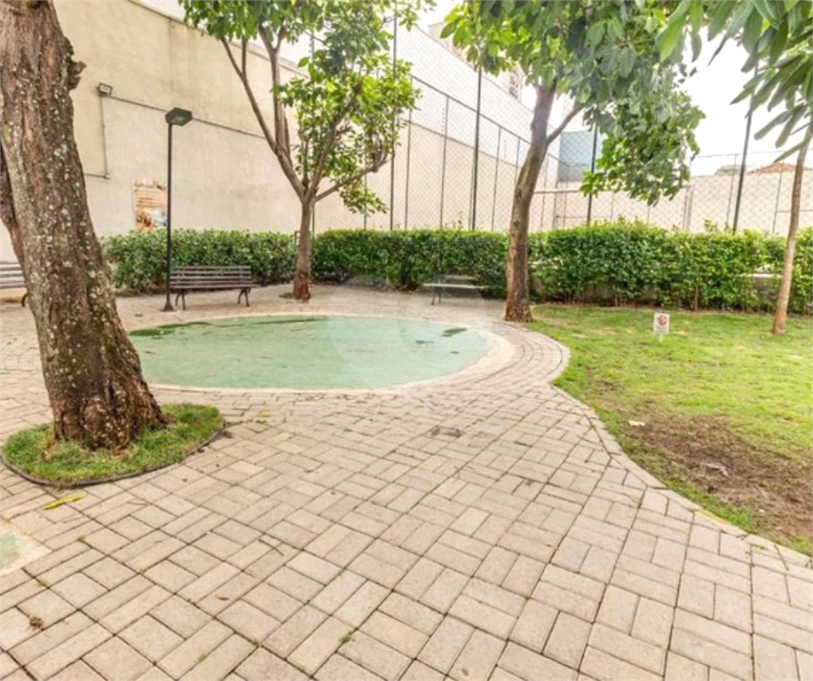 Apartamento na Região da Mooca com 3 Dormitórios (1 Suíte) com Sacada Gourmet e 1 Vaga de Garagem 
