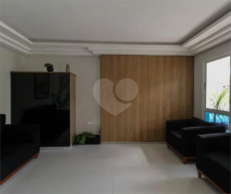 Apartamento na Região da Mooca com 3 Dormitórios (1 Suíte) com Sacada Gourmet e 1 Vaga de Garagem 
