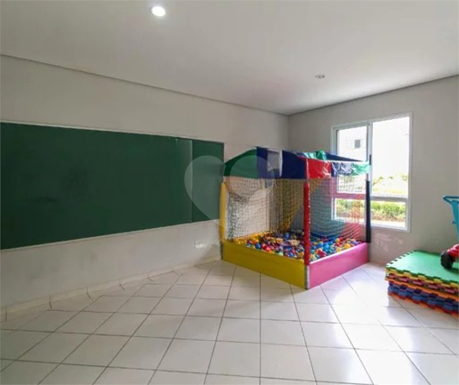 Apartamento na Região da Mooca com 3 Dormitórios (1 Suíte) com Sacada Gourmet e 1 Vaga de Garagem 
