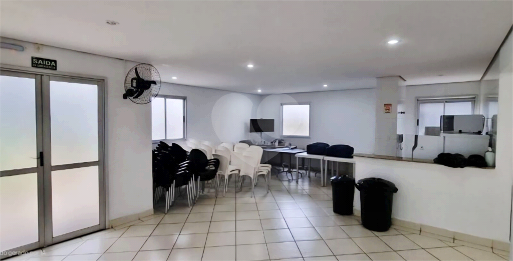 APARTAMENTO DE 2 DORITORIOS E VAGA DE GARAGEM NO BAIRRO DO LIMÃO