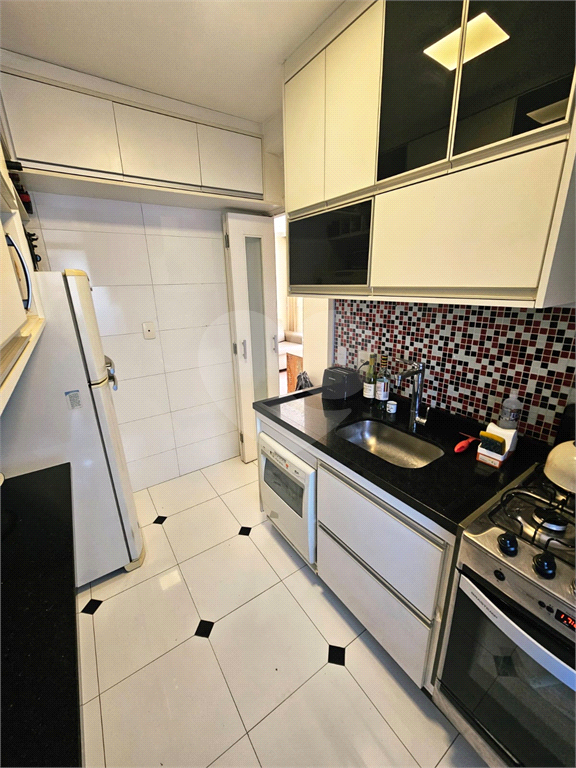 APARTAMENTO DE 2 DORITORIOS E VAGA DE GARAGEM NO BAIRRO DO LIMÃO