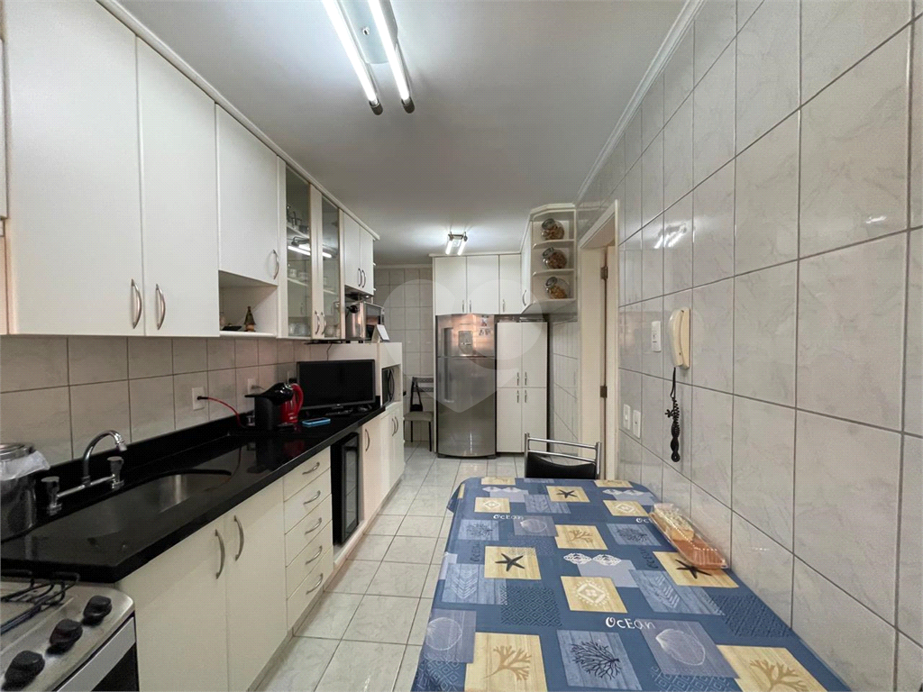Oportunidade única. apartamento com 3 dormitórios 1 suite,  semi mobilado. 