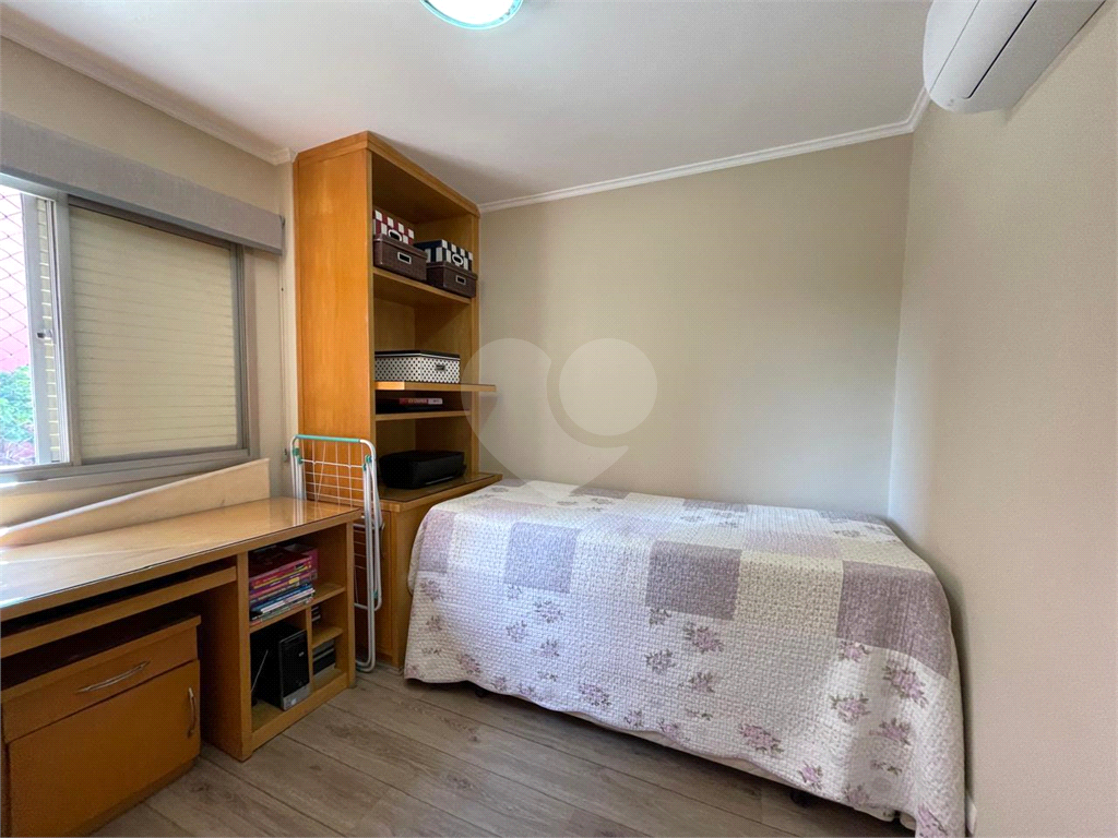 Oportunidade única. apartamento com 3 dormitórios 1 suite,  semi mobilado. 