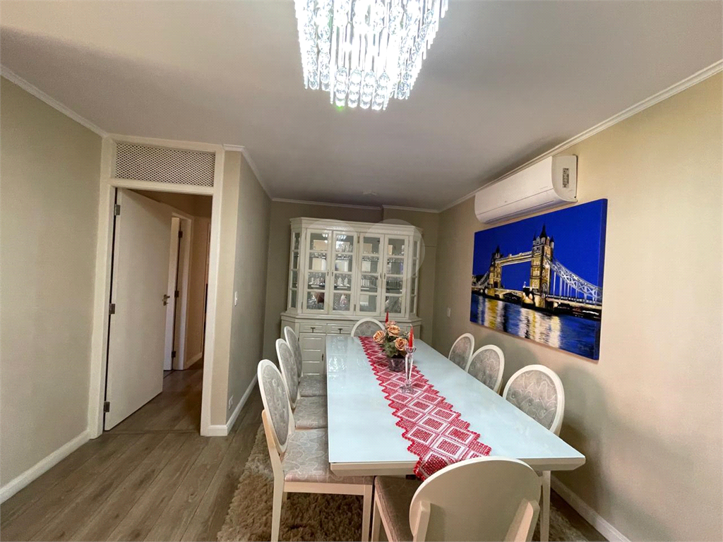 Oportunidade única. apartamento com 3 dormitórios 1 suite,  semi mobilado. 