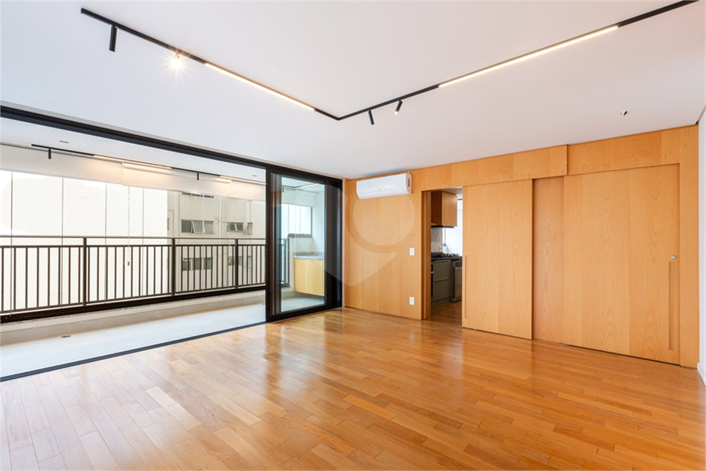 Apartamento para locação no Condomínio Mourato 111 – Pinheiros - 3 suítes e 2 vagas