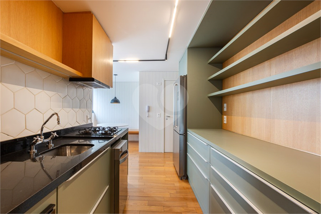 Apartamento para locação no Condomínio Mourato 111 – Pinheiros - 3 suítes e 2 vagas