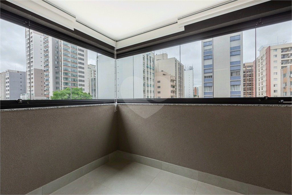 Apartamento para locação no Condomínio Mourato 111 – Pinheiros - 3 suítes e 2 vagas