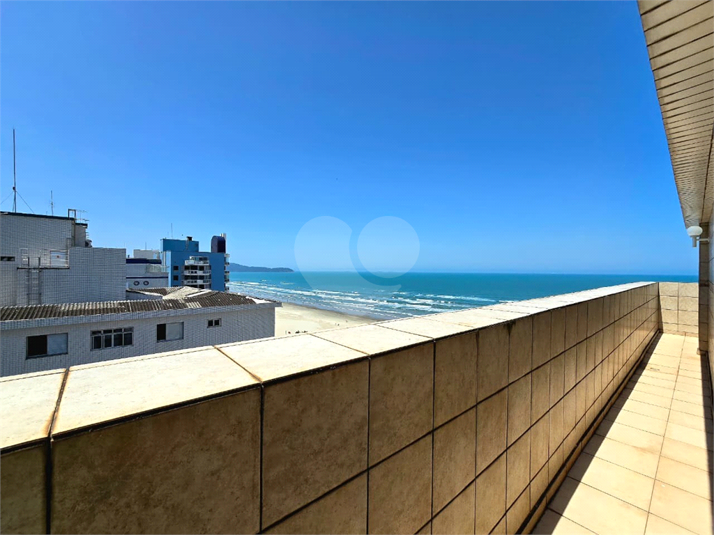 Apartamento Cobertura à venda com 2 quartos 1 vaga vista mar em Vila Tupi Praia Grande - SP 