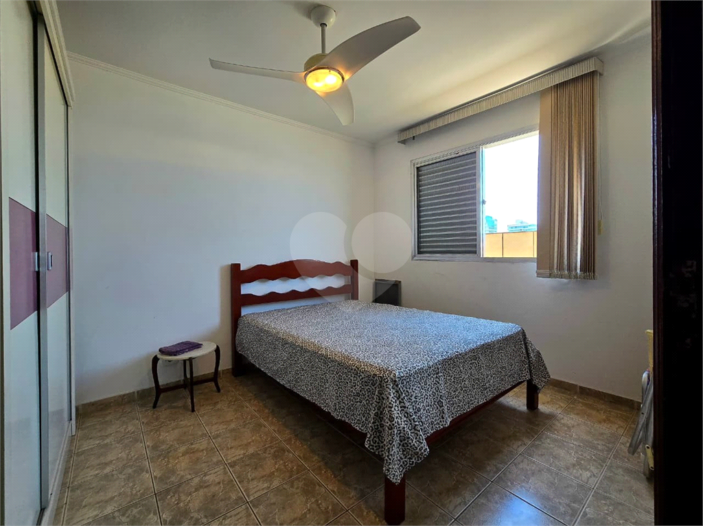 Apartamento Cobertura à venda com 2 quartos 1 vaga vista mar em Vila Tupi Praia Grande - SP 