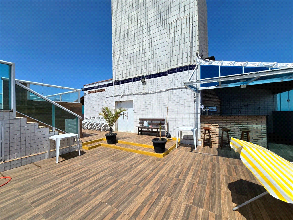 Apartamento Cobertura à venda com 2 quartos 1 vaga vista mar em Vila Tupi Praia Grande - SP 