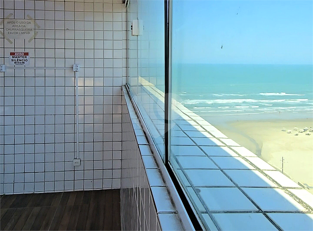Apartamento Cobertura à venda com 2 quartos 1 vaga vista mar em Vila Tupi Praia Grande - SP 