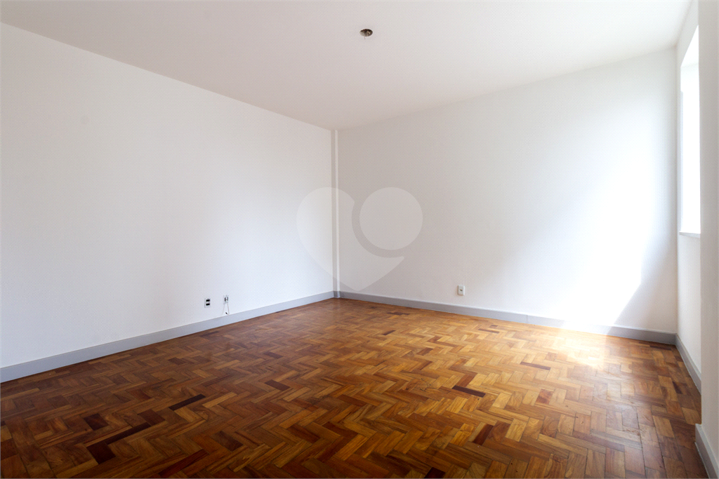 APARTAMENTO em ACLIMAÇÃO