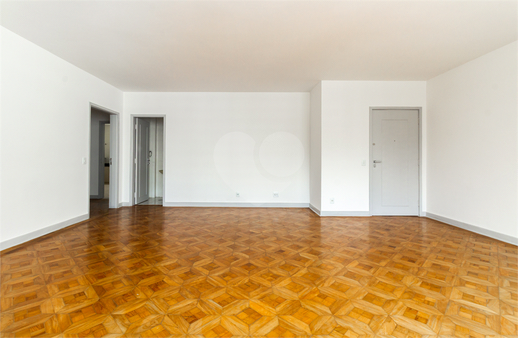 APARTAMENTO em ACLIMAÇÃO
