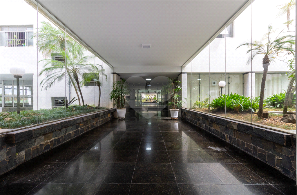 APARTAMENTO em ACLIMAÇÃO