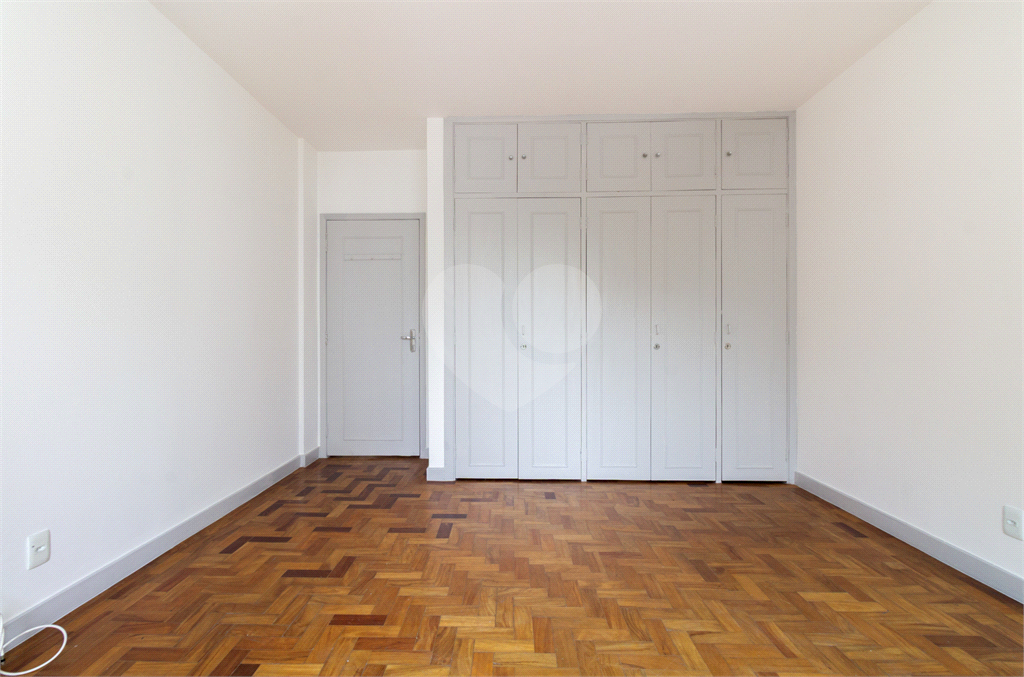 APARTAMENTO em ACLIMAÇÃO