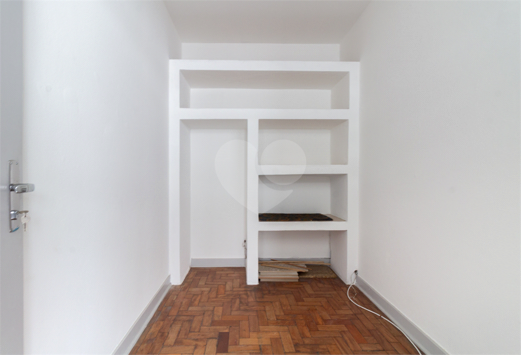 APARTAMENTO em ACLIMAÇÃO