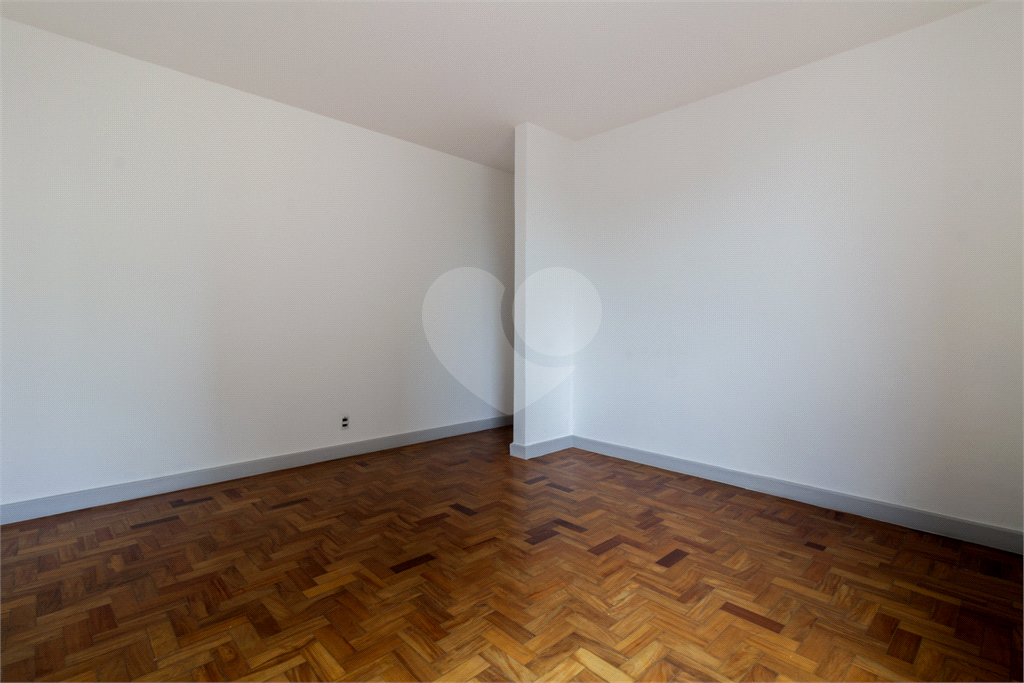 APARTAMENTO em ACLIMAÇÃO