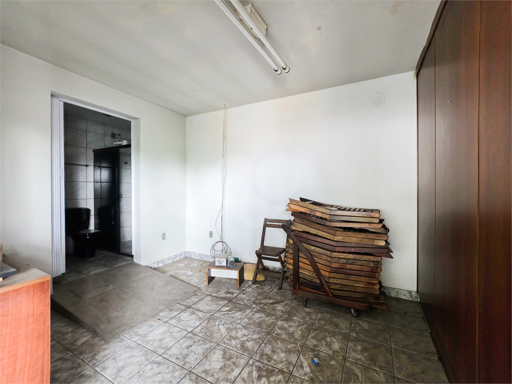 Casa - Sobrado ´- Saúde - 5 Quartos / 2 Suítes - 3 Vagas - Venda / Compra / Locação / Aluguel