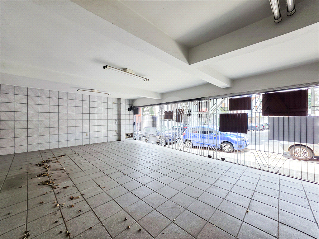 Casa - Sobrado ´- Saúde - 5 Quartos / 2 Suítes - 3 Vagas - Venda / Compra / Locação / Aluguel