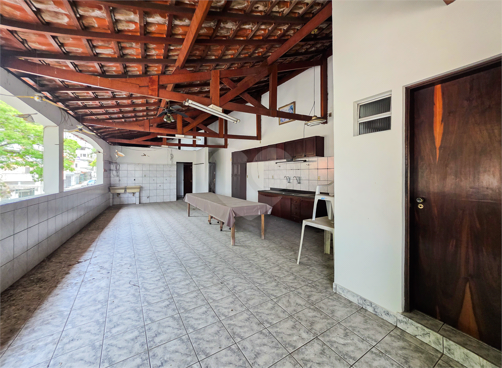 Casa - Sobrado ´- Saúde - 5 Quartos / 2 Suítes - 3 Vagas - Venda / Compra / Locação / Aluguel