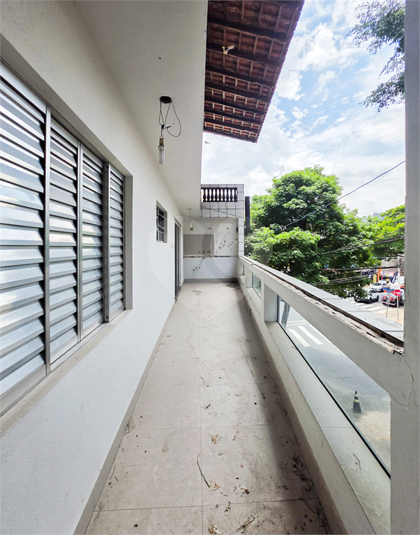 Casa - Sobrado ´- Saúde - 5 Quartos / 2 Suítes - 3 Vagas - Venda / Compra / Locação / Aluguel