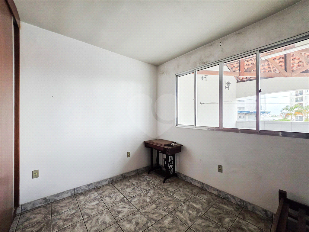 Casa - Sobrado ´- Saúde - 5 Quartos / 2 Suítes - 3 Vagas - Venda / Compra / Locação / Aluguel