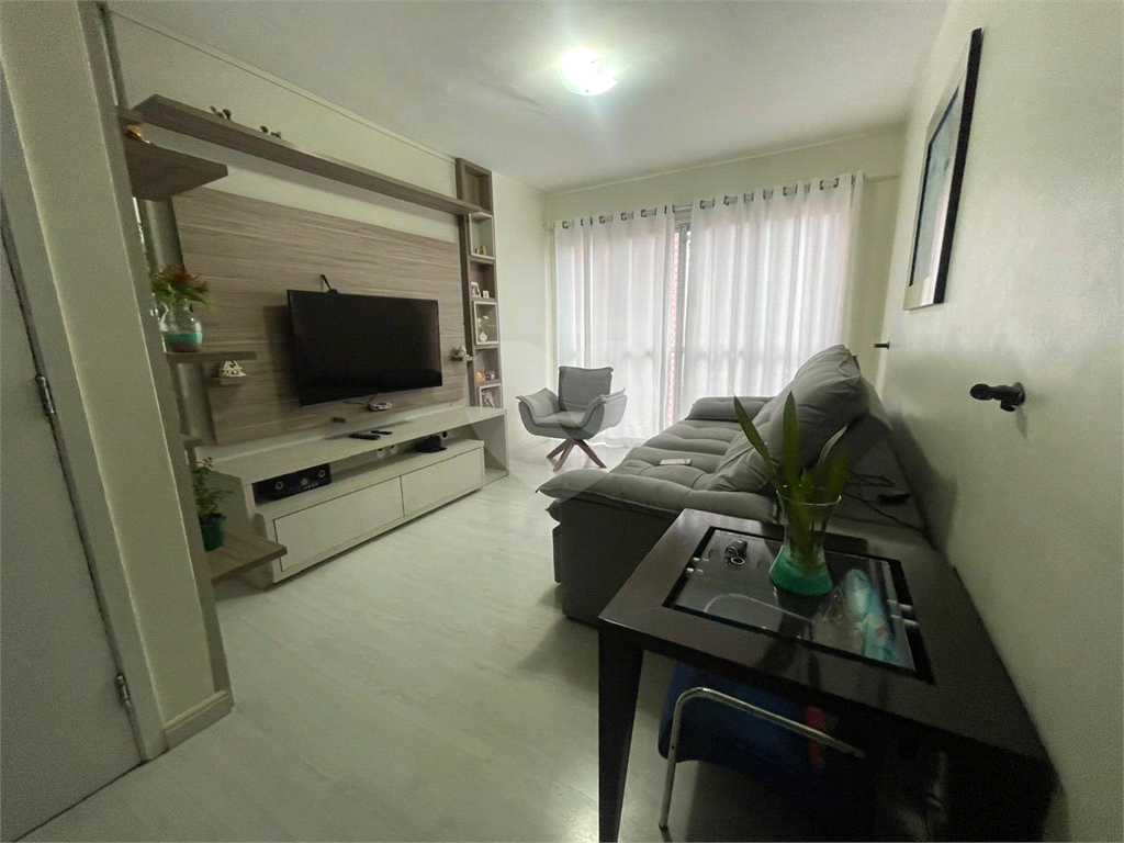 Belo apartamento , no jardim das laranjeiras, com 3 dormitórios 1 suite 1 vaga.