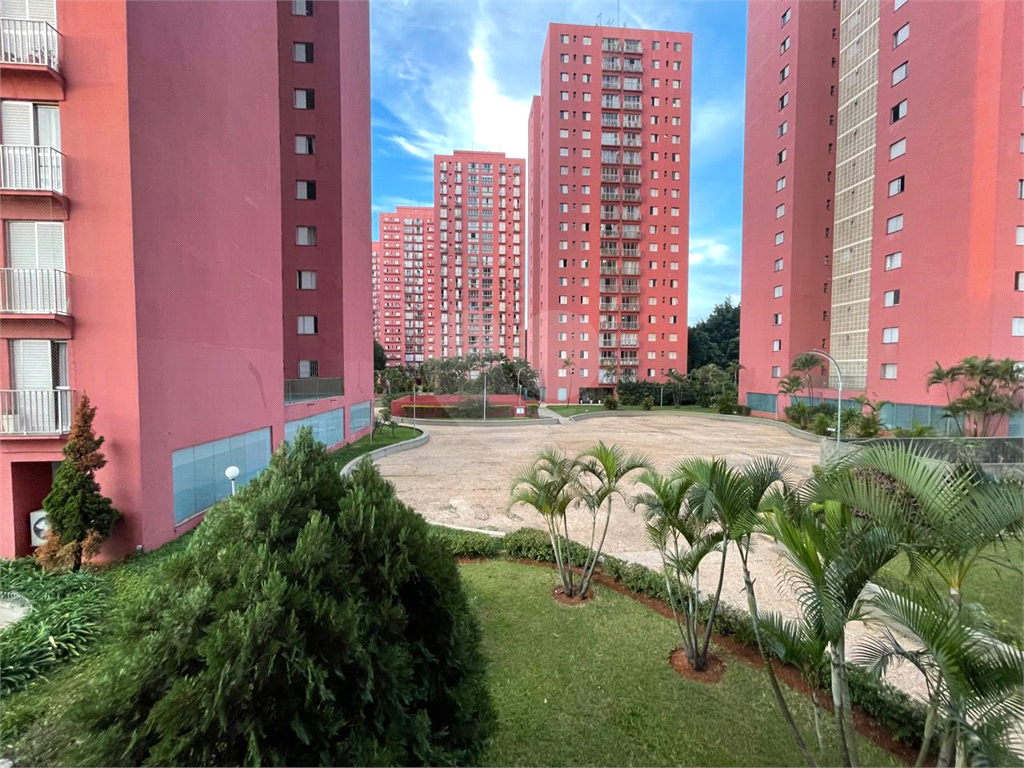 Belo apartamento , no jardim das laranjeiras, com 3 dormitórios 1 suite 1 vaga.